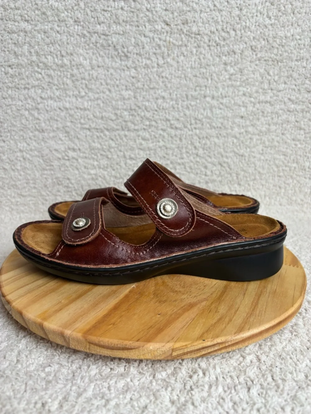 Naot Sandals Womens 7 Brown Sitar Two Strap Slip On Comfort Leather Casual